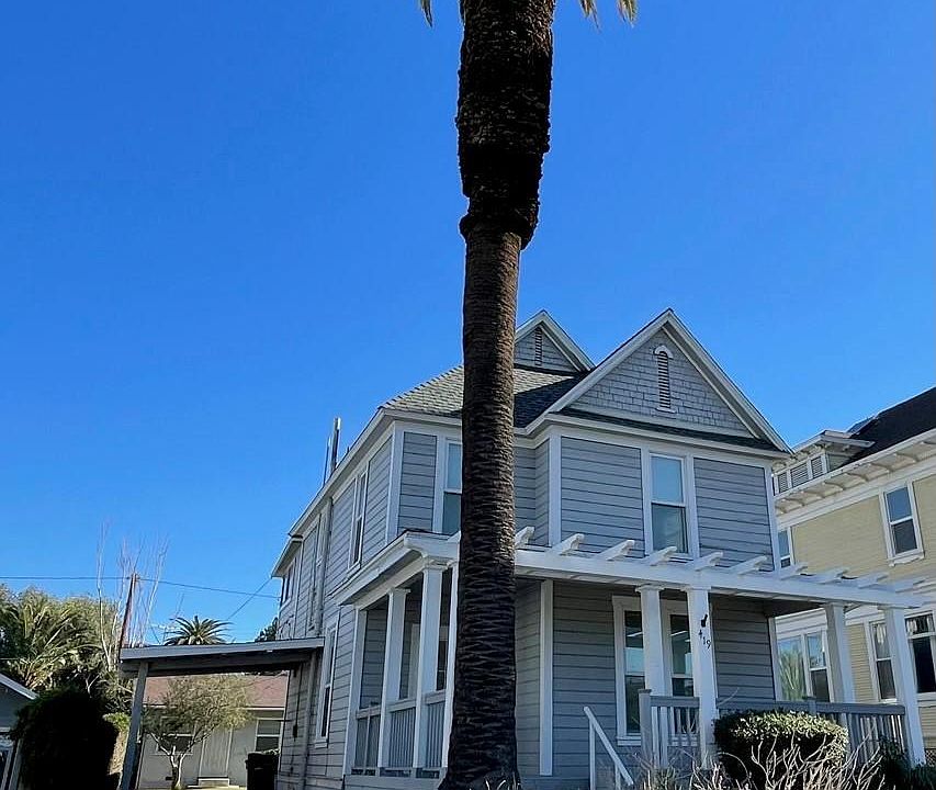 1st image of 419 Cajon St