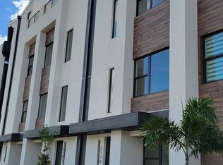 2176 Fruitville Rd, Sarasota, FL 34237