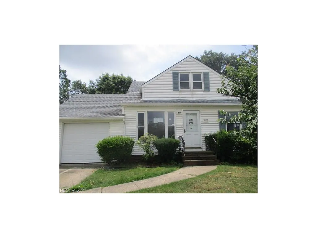 12408 Bangor Ave photo 1