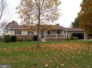 5221 Roxbury Rd, Shippensburg, PA 17257