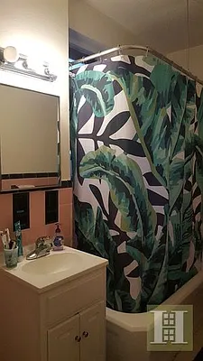 Rented by Halstead Real Estate | media 29