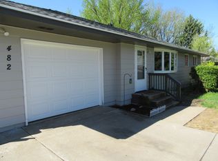 482 Manor Dr NE, Spring Lake Park, MN 55432