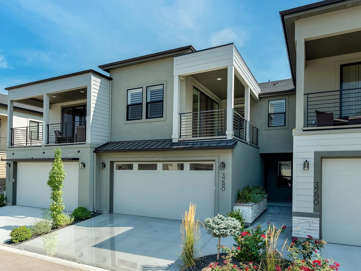 3280 S Sedgebrook Ln — Photo 1