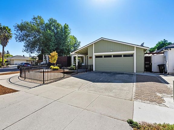 3rd image of 3891 Marfrance Dr