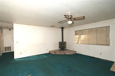 4th image of 5515 Robinhood Ln