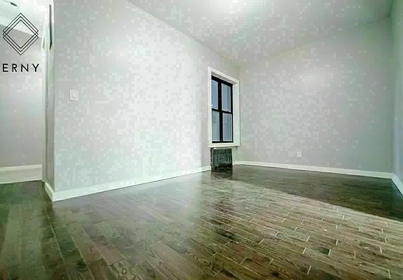 2nd image of 119 Linden St #1W