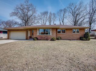 7040 N 40th St, Milwaukee, WI 53209