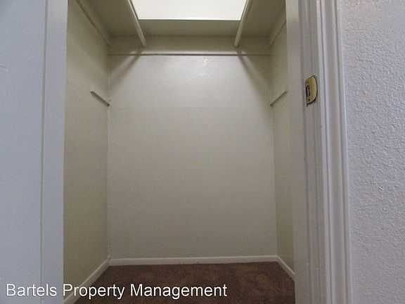 4th image of 5107 Panama Ave #B