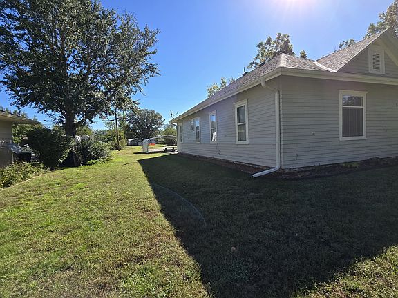 4th image of 314 N 12th St