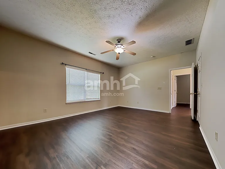 10087 Sundown Ln — Photo 8