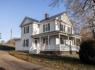 125 Smoky Row Rd, Staunton, VA 24401