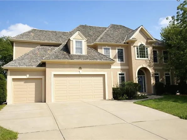 10319 N Saline Ave, Kansas City, MO 64154