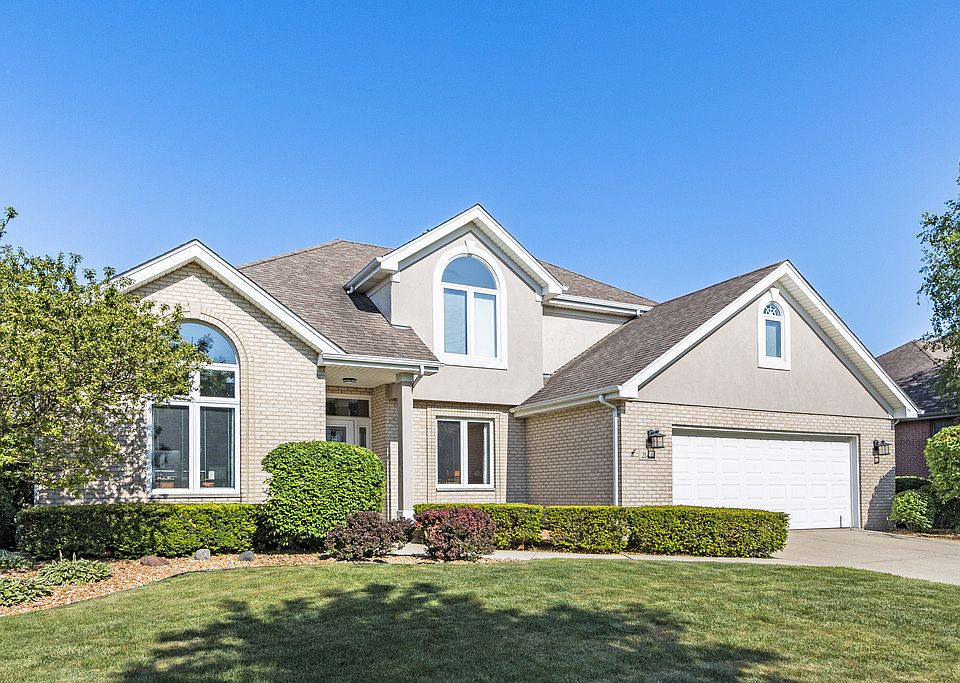 1st image of 21431 Pioneer Ct