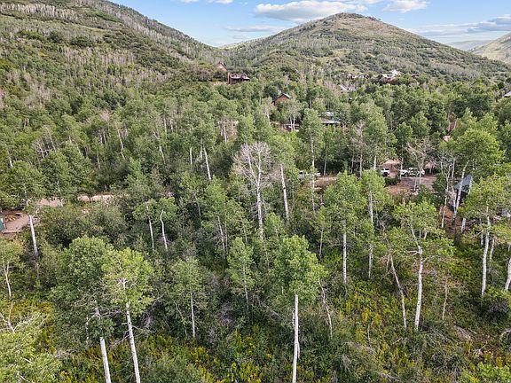 5th image of 126 Comanche