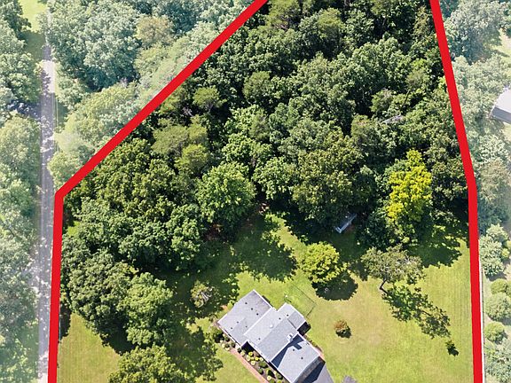 2nd image of 574 Pine Creek Rd