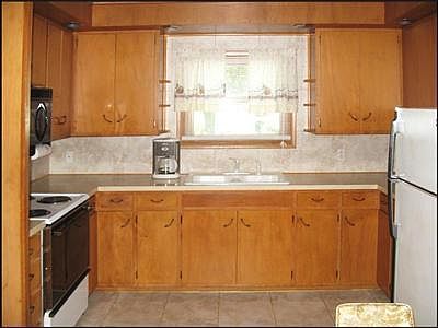 2nd image of 1854 340th St