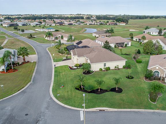 4th image of 17516 SE 121st Cir