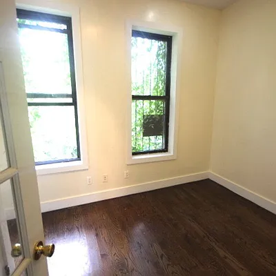 Rented by Nooklyn NYC LLC | media 63