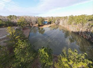 187 Honeysuckle Dr, Macon, GA 31217