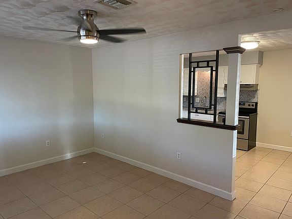 4th image of 1549 E Cinnabar Ave