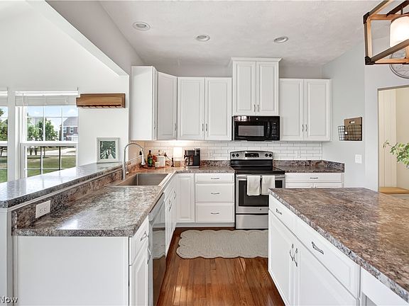 5th image of 515 Mitchell Ct