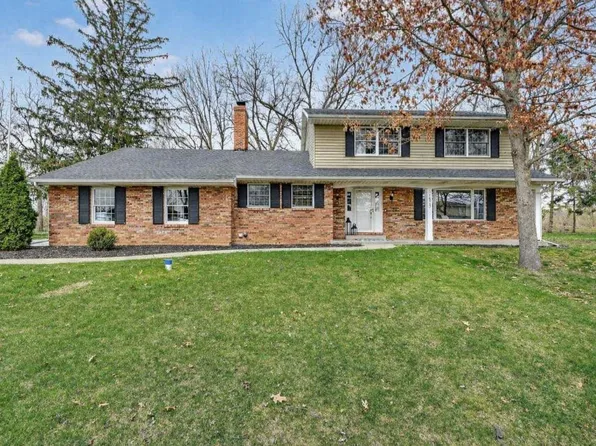 16507 Barryknoll Way, Granger, IN 46530