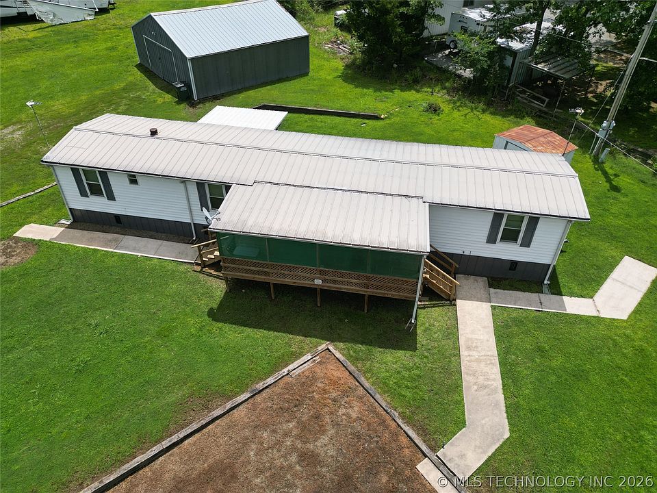 1st image of 430378 E 1152nd Rd