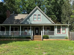 63 Whitney Ave, Tryon, NC 28782