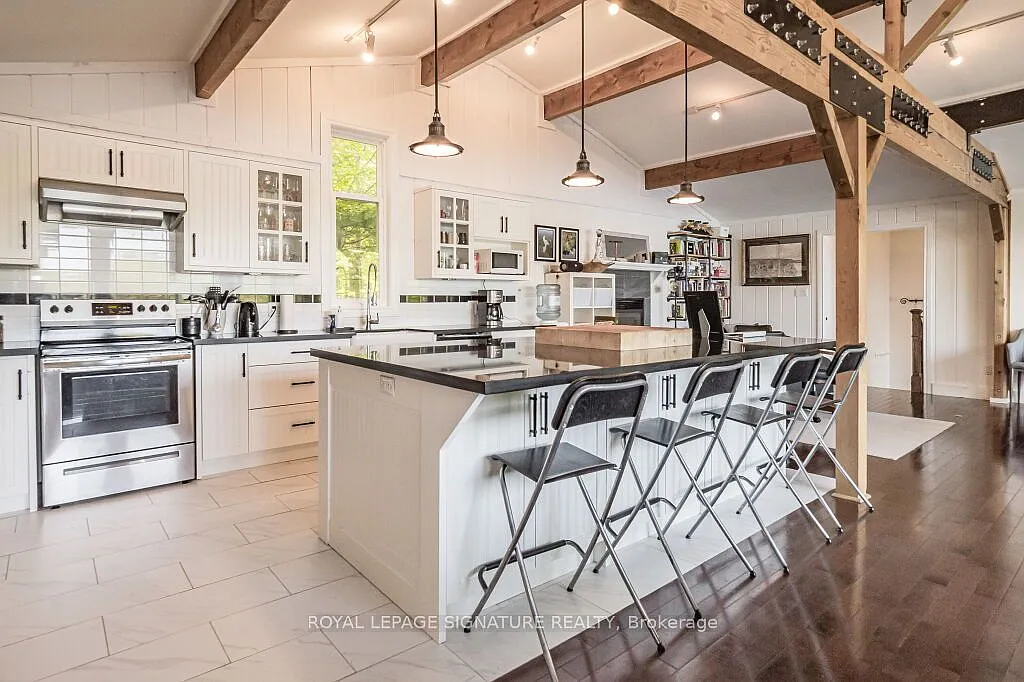 3 bed, $3,500 — Photo 1