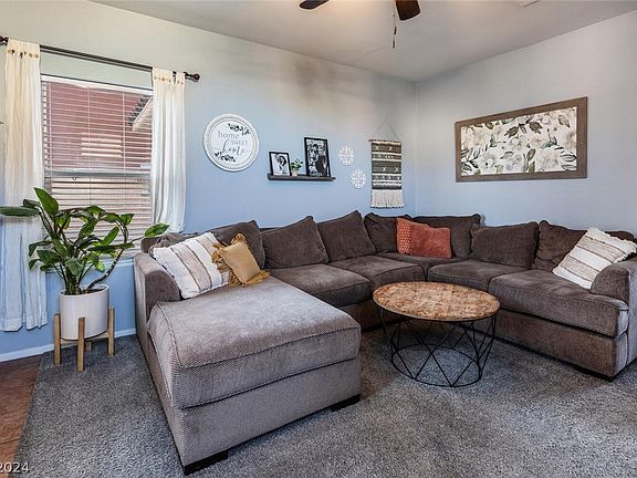 5th image of 6776 Mahogany Meadows Ave
