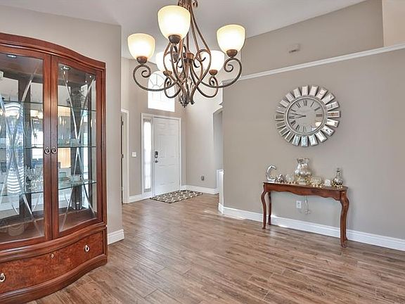 2nd image of 6919 Jamestown Manor Dr