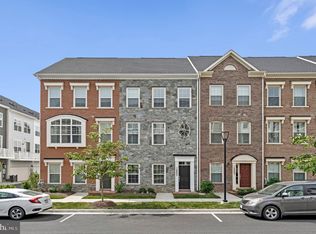 14803 Retreat Blvd, Chantilly, VA 20151