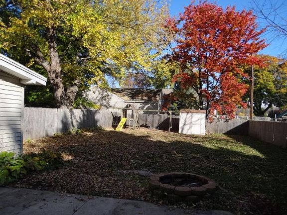 5th image of 741 Plainfield Ave