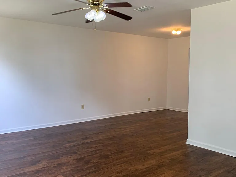 2175 Timberwood Cir S — Photo 9
