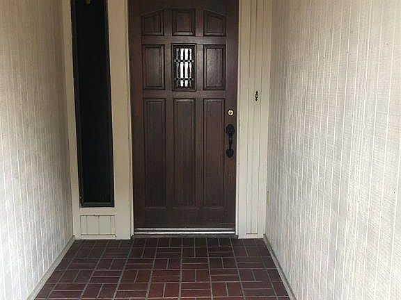 3rd image of 1300 W Church St APT 9