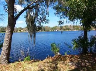 4029 Dolphin Dr, Tampa, FL 33617