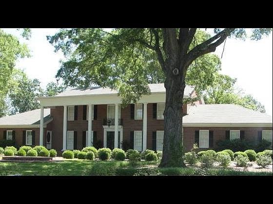 2nd image of 1404 Pine Rd