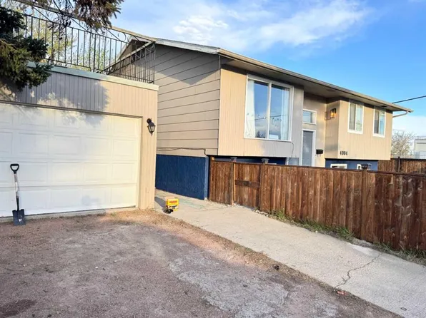 4004 W 14th Ave SE, Calgary, AB T2A 6P8