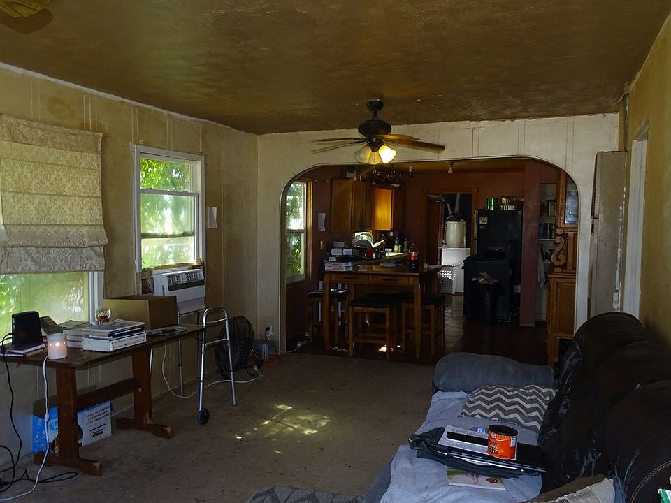 2nd image of 4724 W Morris St