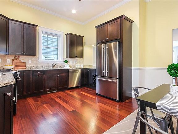 4th image of 76 Hope St #1