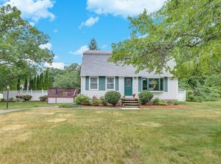 14 Forest St, Wilmington, MA 01887