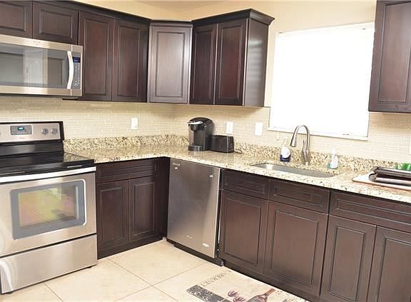 5th image of 3736 Dulaney Dr