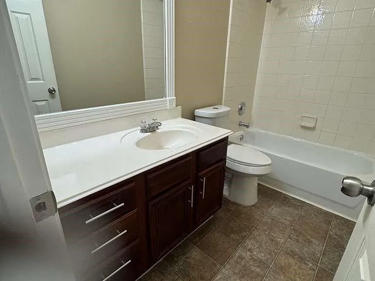 11750 Pinemeade Ln — Photo 44