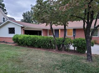 1128 Bevis Dr, Charlotte, NC 28209