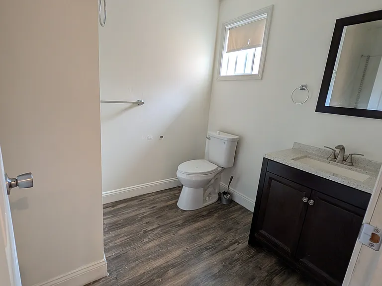 6 Fort St #4 — Photo 5