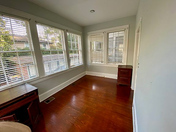 5th image of 2820 Saint Johns Ave #2820