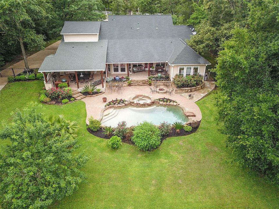 1st image of 8421 King Arthurs Ct