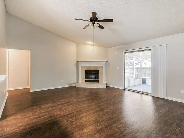 13967 Ridgewick Dr — Photo 3