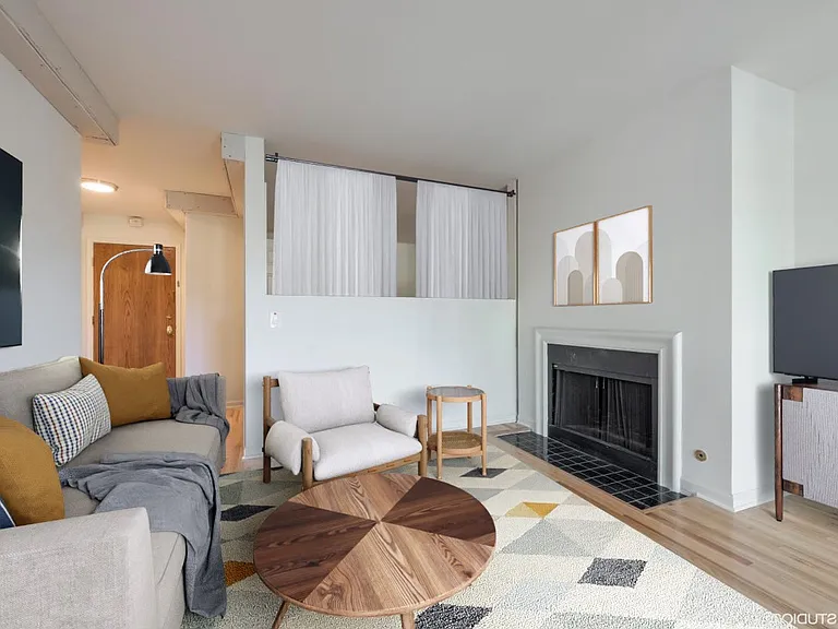 1700 Hinman Ave #2G — Photo 1