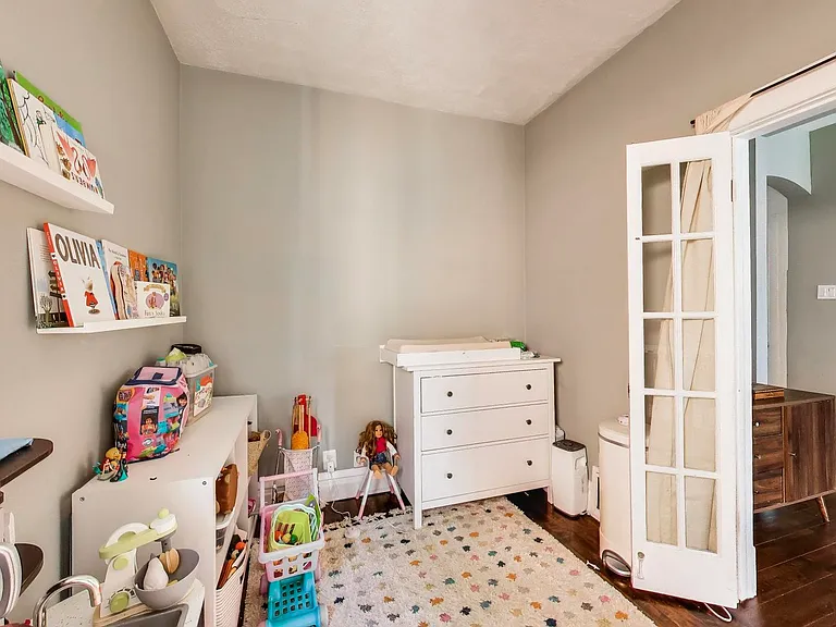 4911 W Grace St — Photo 18